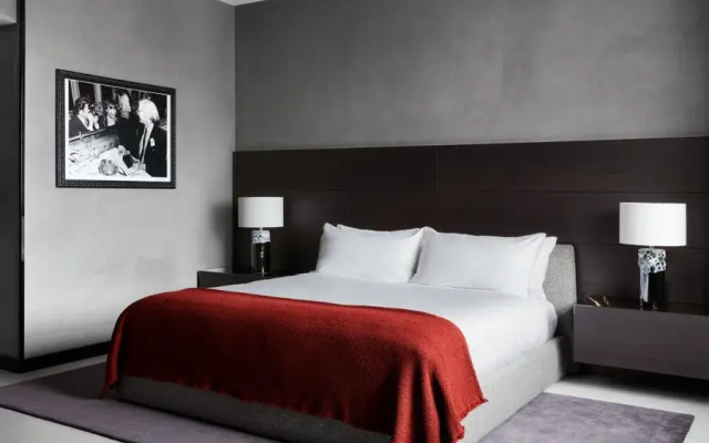 Poliform Double Penthouse Suite