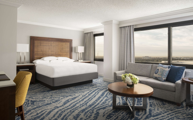 Connecting room