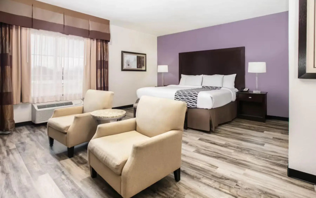 Deluxe Accessible Family Double Suite
