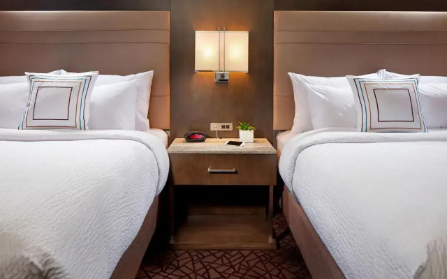 Kids Suite with theme park view