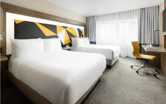 Social Twin room with city view