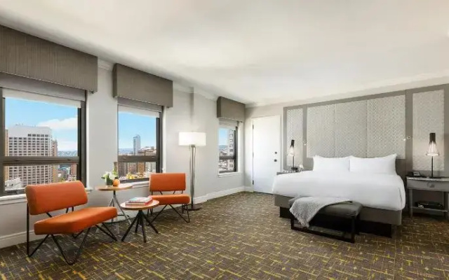 Skyline View Junior Suite