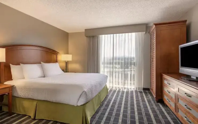 2 Room Suite with lagoon view