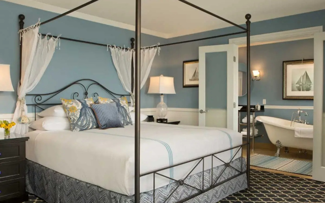1 Bedroom Double Suite with ocean view