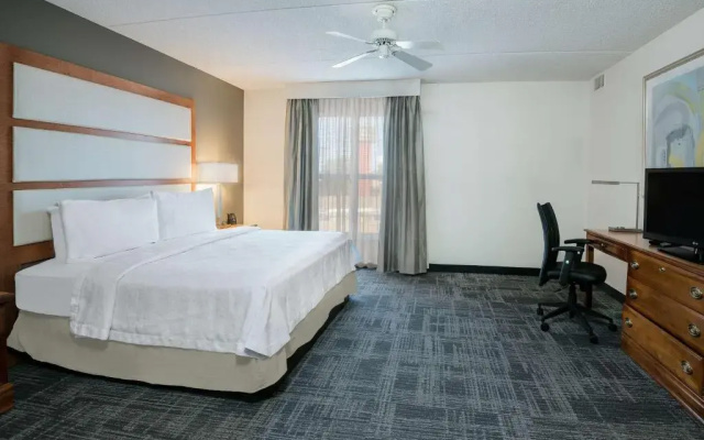 1 Bedroom NONSMOKING Suite
