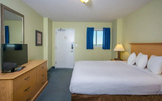 1 Bedroom Deluxe Condo oceanfront