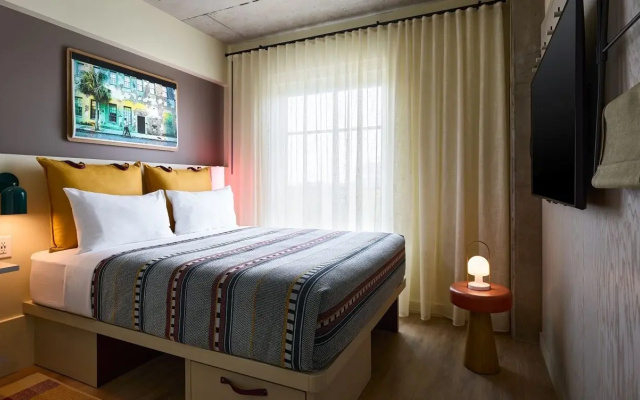 Flying Solo Double room