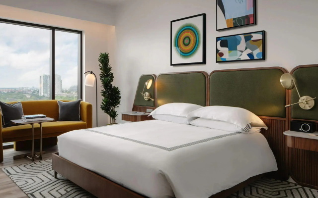 Room with Skyline view