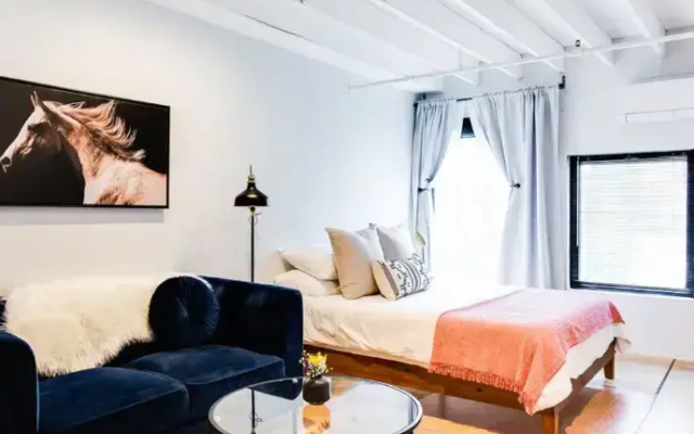 Traditional Double Suite with courtyard view