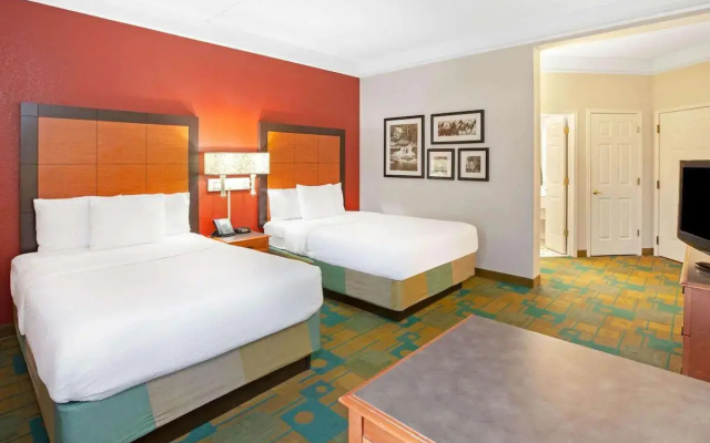 Mobility/Hearing Accessible Twin room