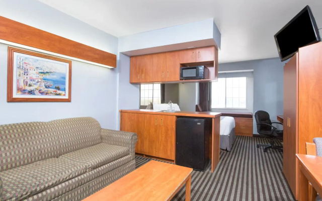 Double Studio Suite