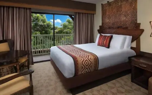 Deluxe Club Level Double Studio