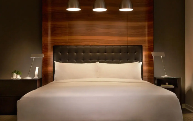 1 Bedroom Double Zetta Suite