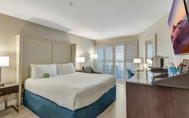 Ocean View room with balcony