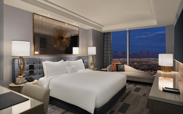 Platinum Great View Double room Strip View