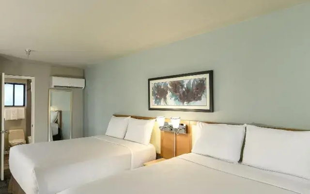 Monarch Suite