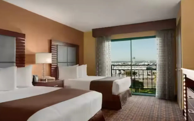 2-room Quadruple Suite