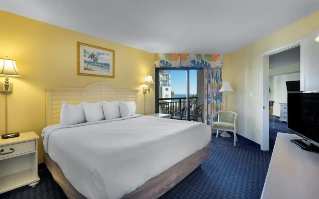 2 Bedrooms North Tower Condo with ocean view
