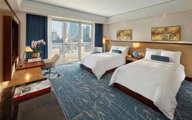 Deluxe Quadruple room with bay view