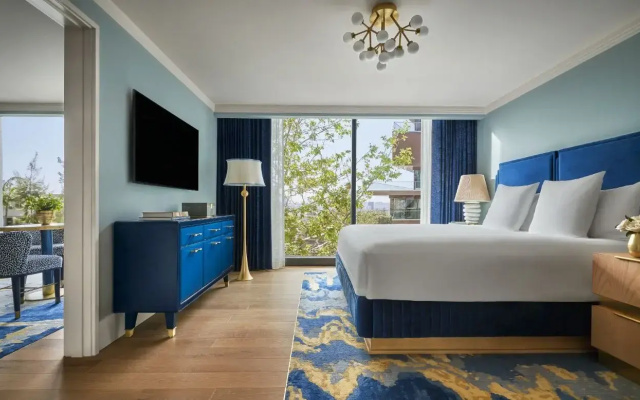 Double Suite with Piazza view