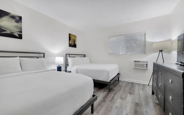 1 Bedroom Quintuple Suite