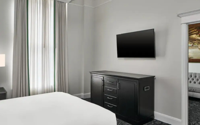 1 Bedroom The Carrollton Double Suite