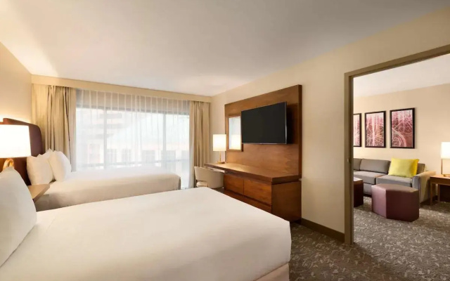 2 Rooms Non Smoking Quadruple Suite