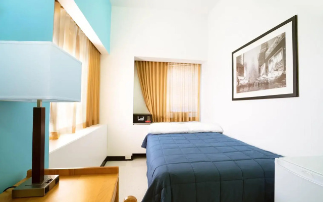 Deluxe Single room
