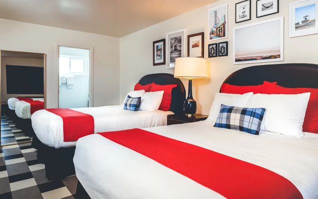 Quadruple room