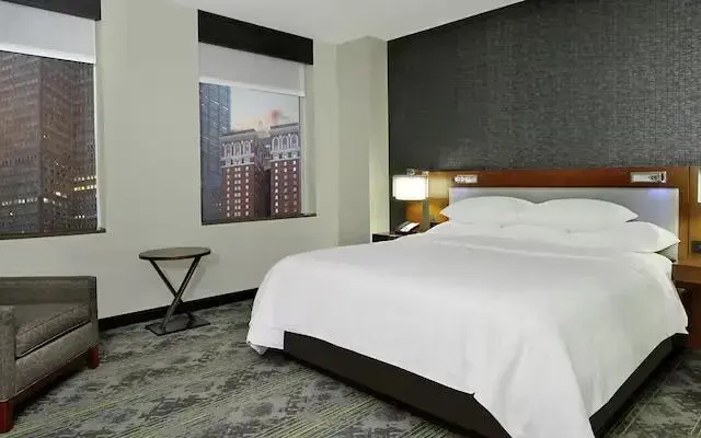 2 room Hearing Accessible Double Suite