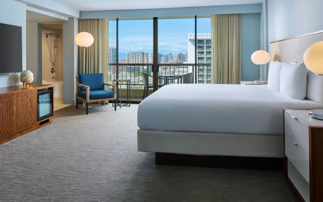 1 Bedroom Double Suite with Waikiki city view
