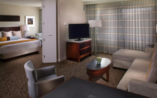 Regency Suite