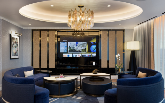 Chateau Fleur de Lis Suite