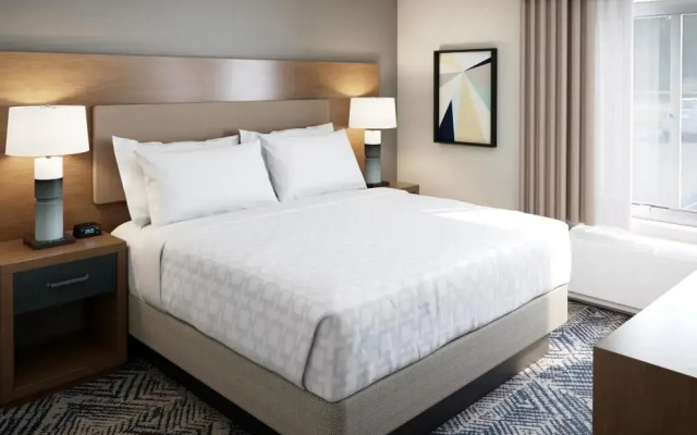 1 Bedroom With Walk In Shower Double Suite