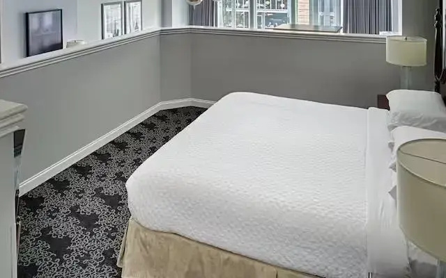 1 Bedroom Lofted Double Suite