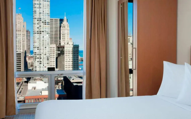 Quadruple Studio with city view