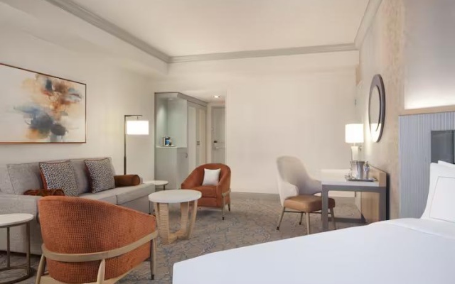 Deluxe Tower Quadruple Suite