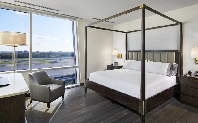 Pinnacle Double Suite