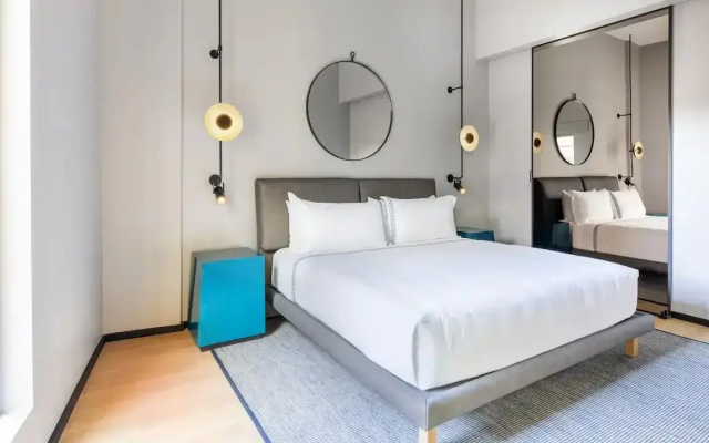 Accessible Double Suite