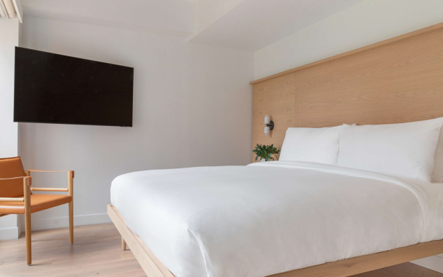 Accessible Double Arlo Suite