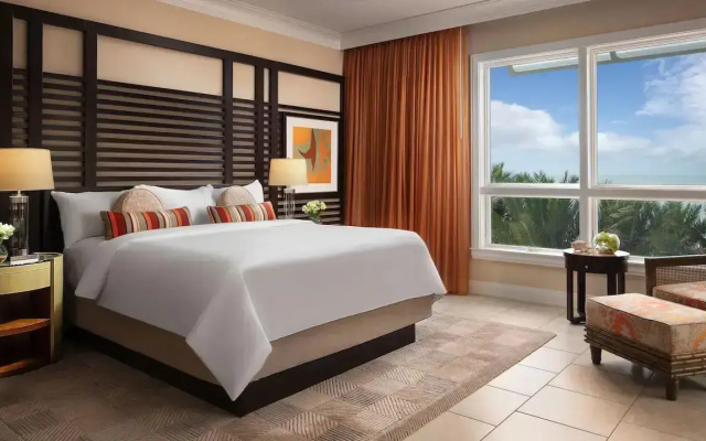 3 Bedrooms room with den gulf view