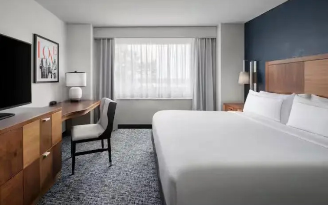 Corner Double Suite