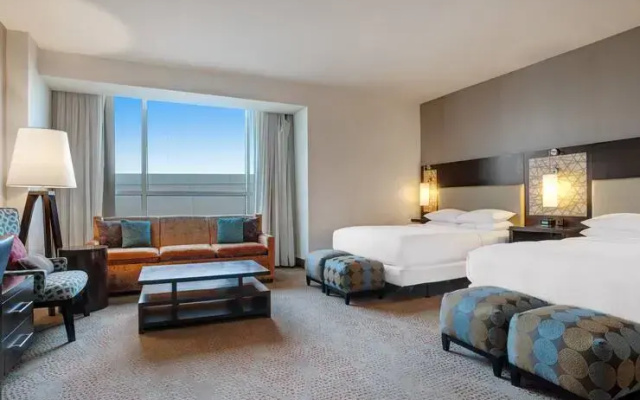 Mobility and Hearing Accessible Twin room