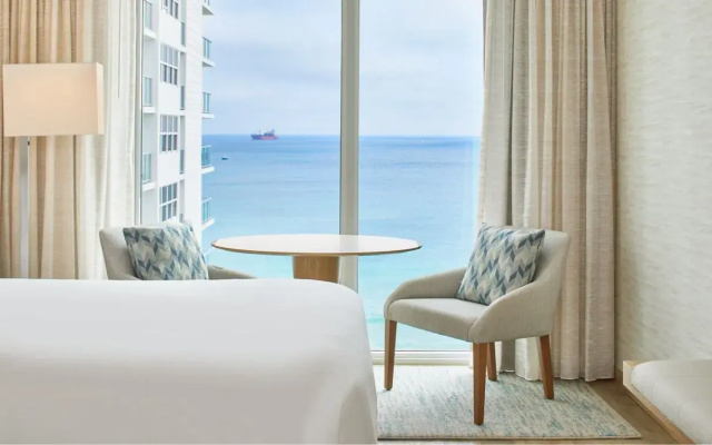 Double room with balcony and with ocean view