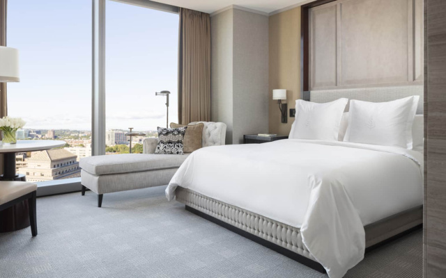 Deluxe Double room with view