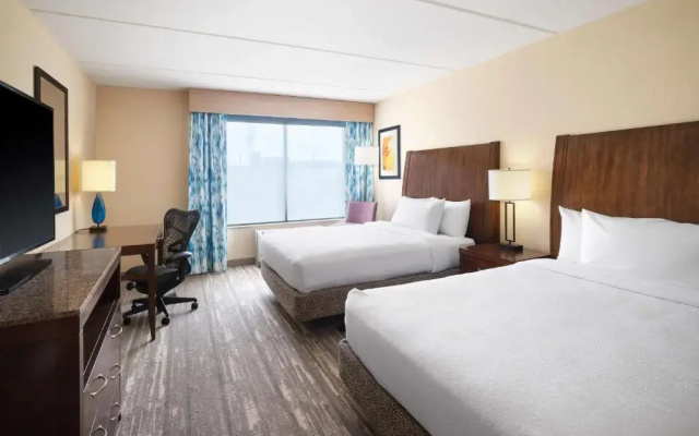 Mobility Accessible with Roll-In Shower Twin room