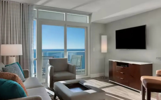 1 Bedroom Accessible Suite oceanfront