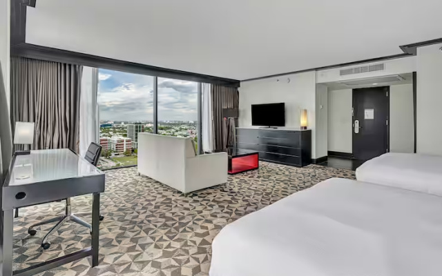 Quadruple Junior Suite
