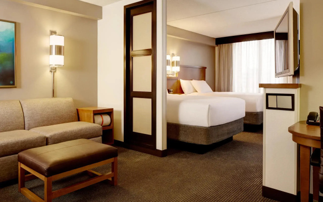 Quadruple room