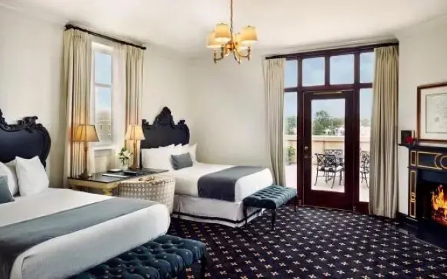 Grand Terrace Twin Suite with view